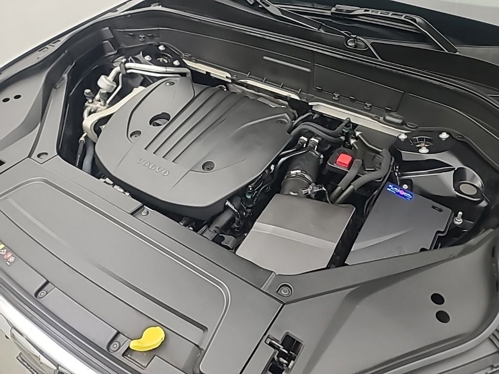 2023 Volvo XC90 B5 Core