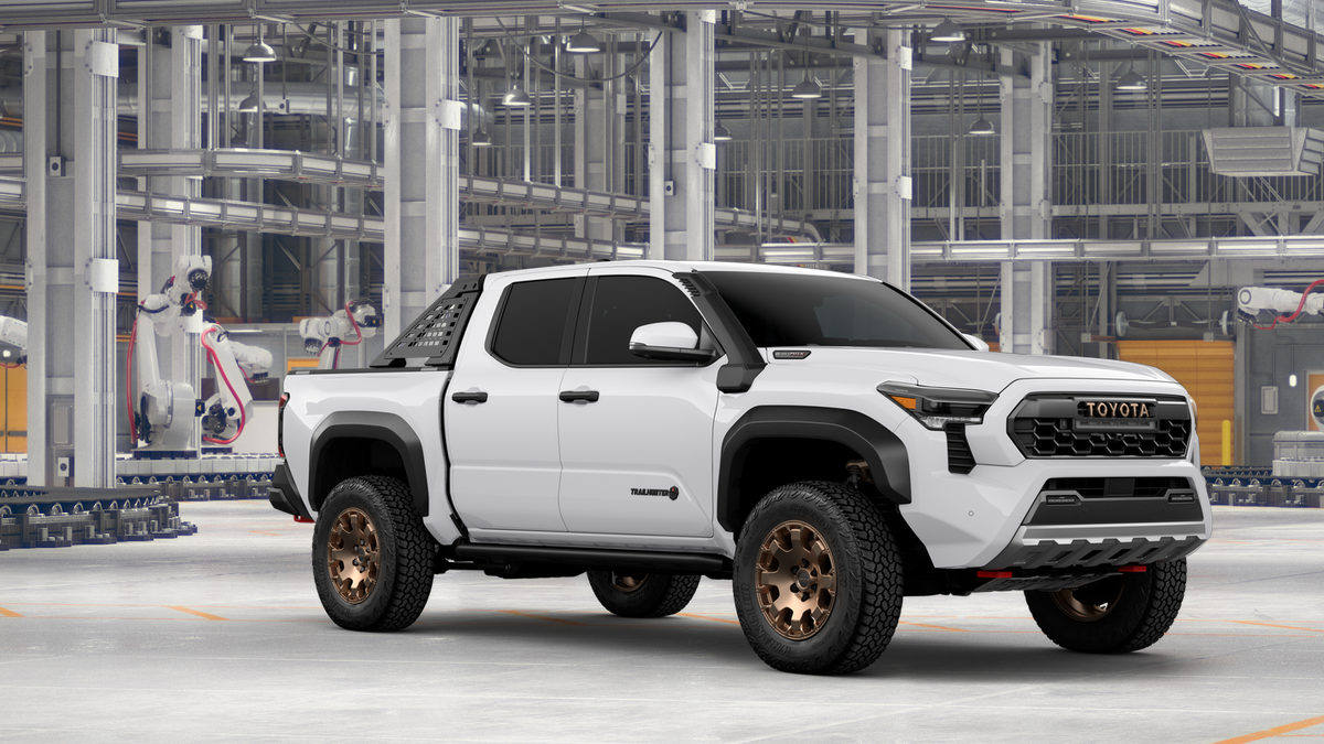 2026 Toyota Tacoma i-FORCE MAX Trailhunter