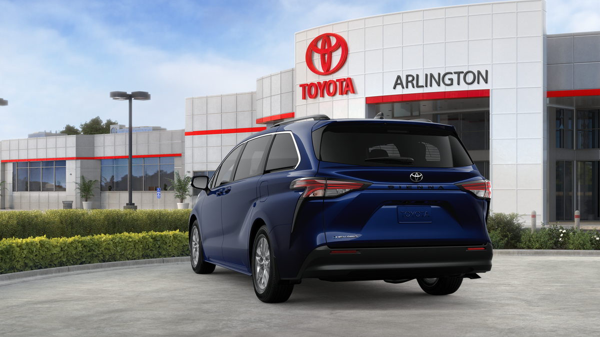 2026 Toyota Sienna LE