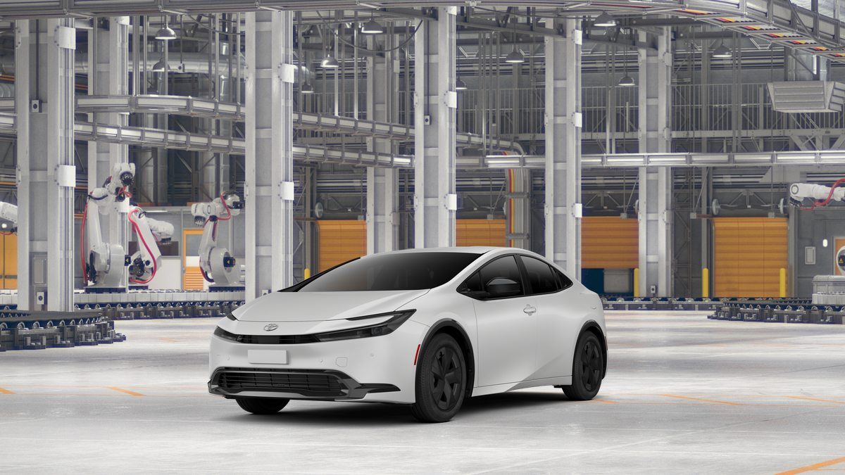 2026 Toyota Prius LE FWD's photo